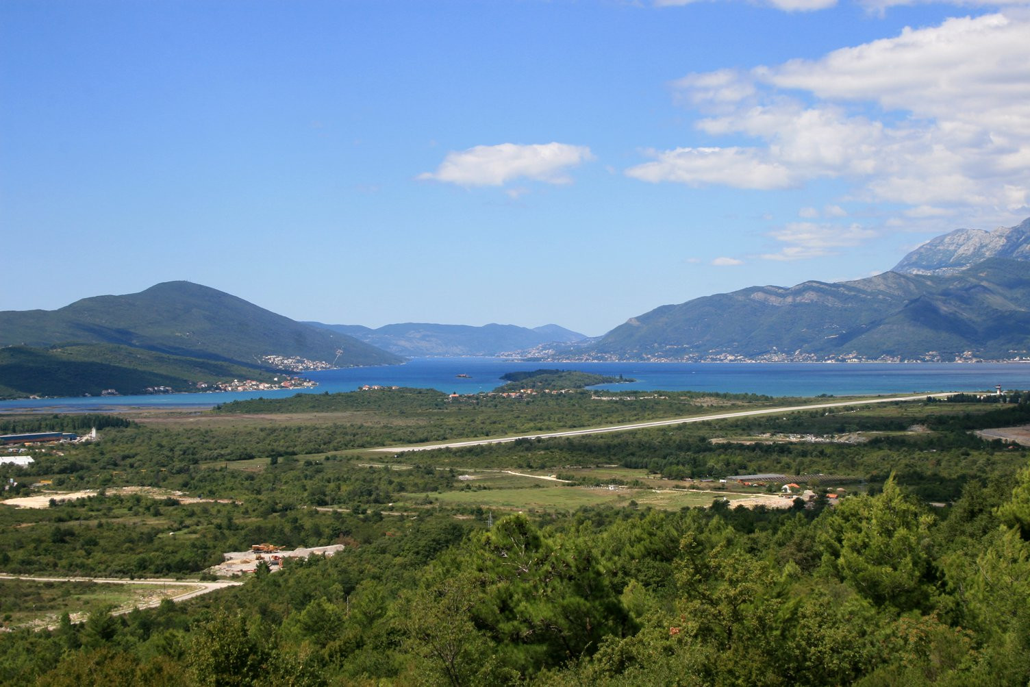 Панорамный вид в Тиват, Черногория. Фото 5 – фотографии Черногории