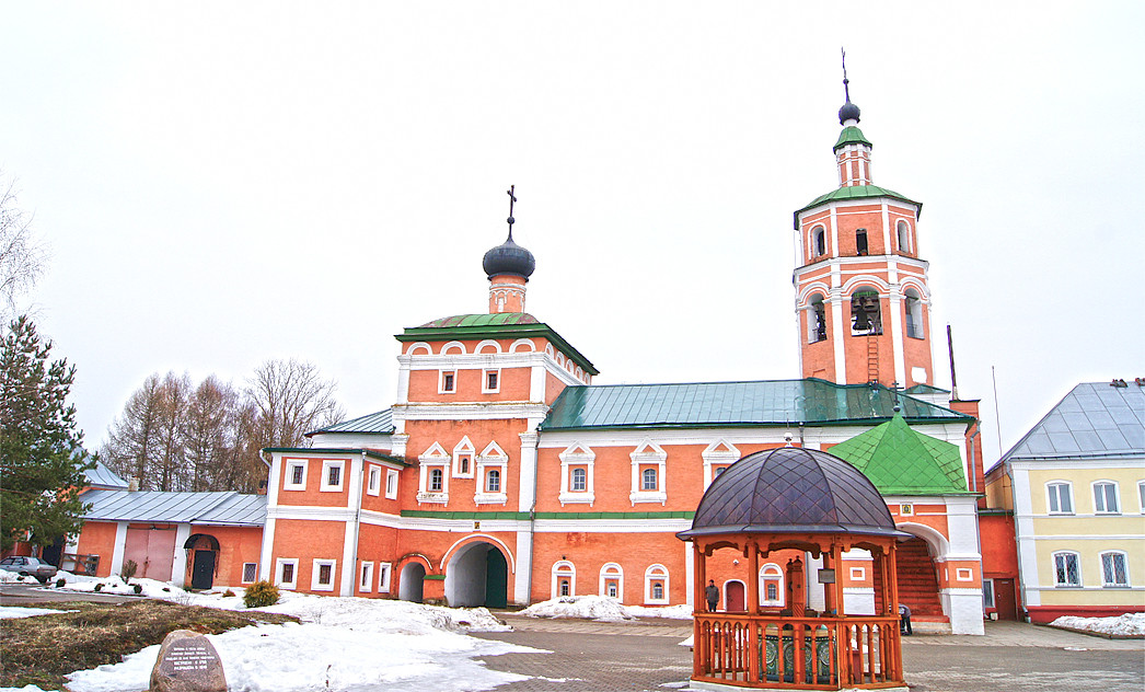 Иоанно-Предтеченский женский монастырь в Вязьме. Фото 1 – фотографии России