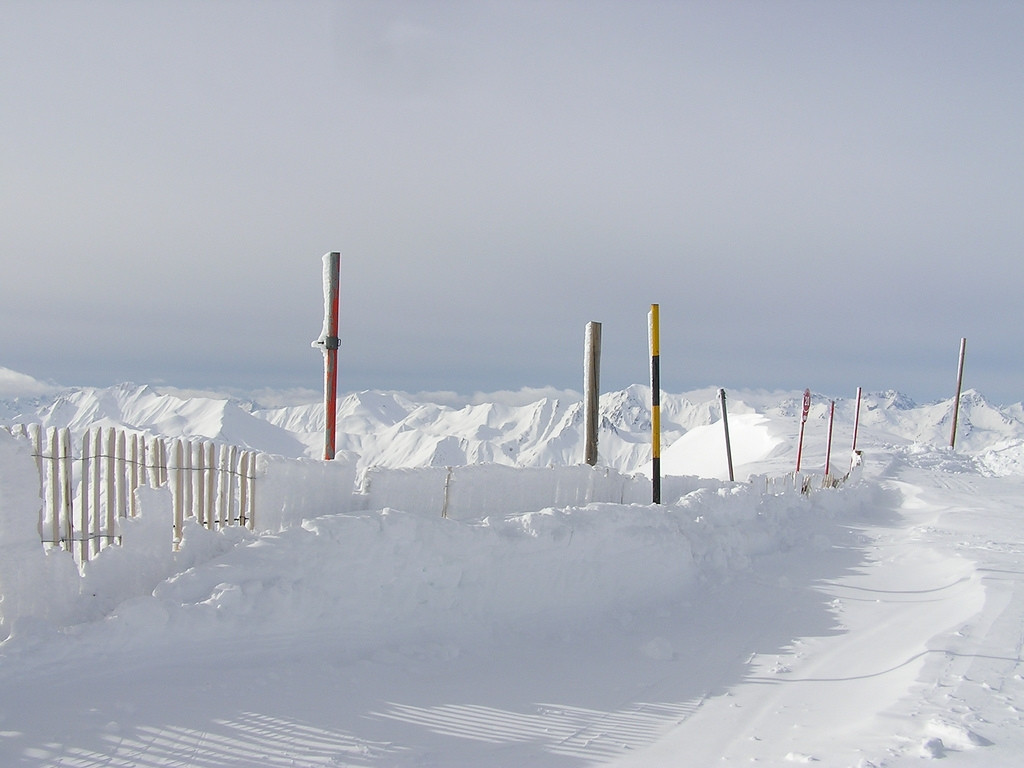 Снег в Орель, Франция. Фото 1 – фотографии Франции