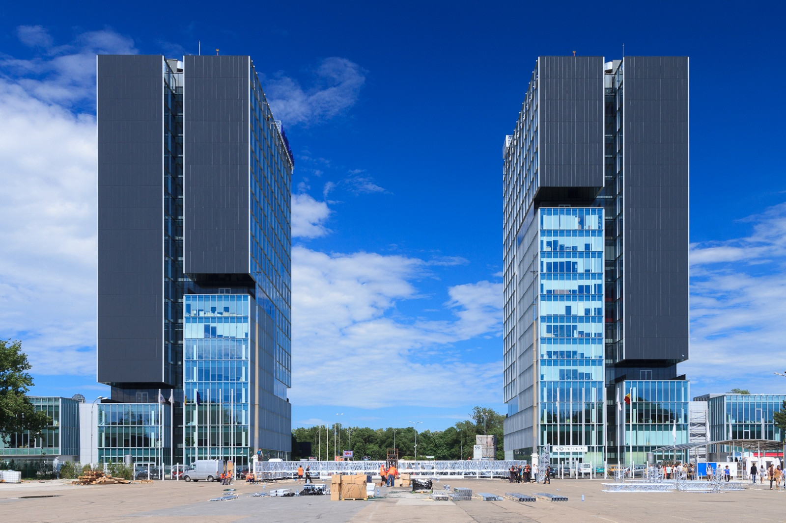 Офисные башни City Gate Towers – фотографии Румынии