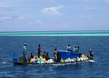 Люди в Вааву Атолле, Мальдивы – фотографии Мальдивских островов