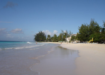 Песчаный пляж на Южном побережье Барбадос – фотографии Барбадоса