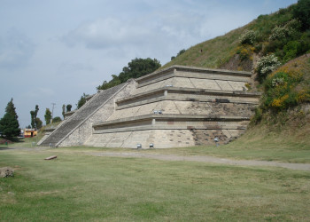 Великая Пирамида Чолула. Мексика – фотографии Мексики