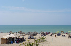 Пляж в небольшом городке Сорритос (Zorritos) – фотографии Перу