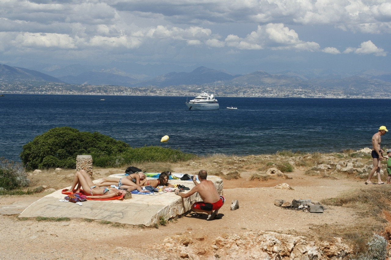 Пляж в Антиб, Франция. Фото 33 – фотографии Франции