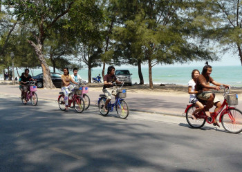 Набережная в Ча-Ам, Тайланд – фотографии Таиланда