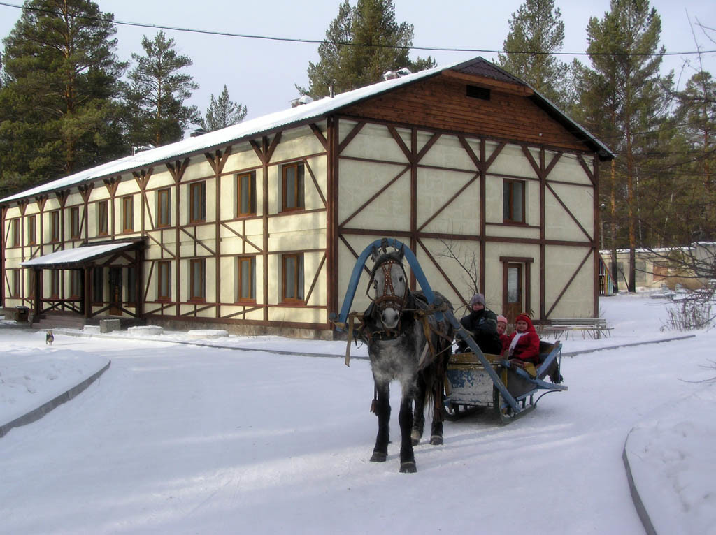 Спортивно-развлекательный комплекс Жарки в Гладенькой – фотографии России