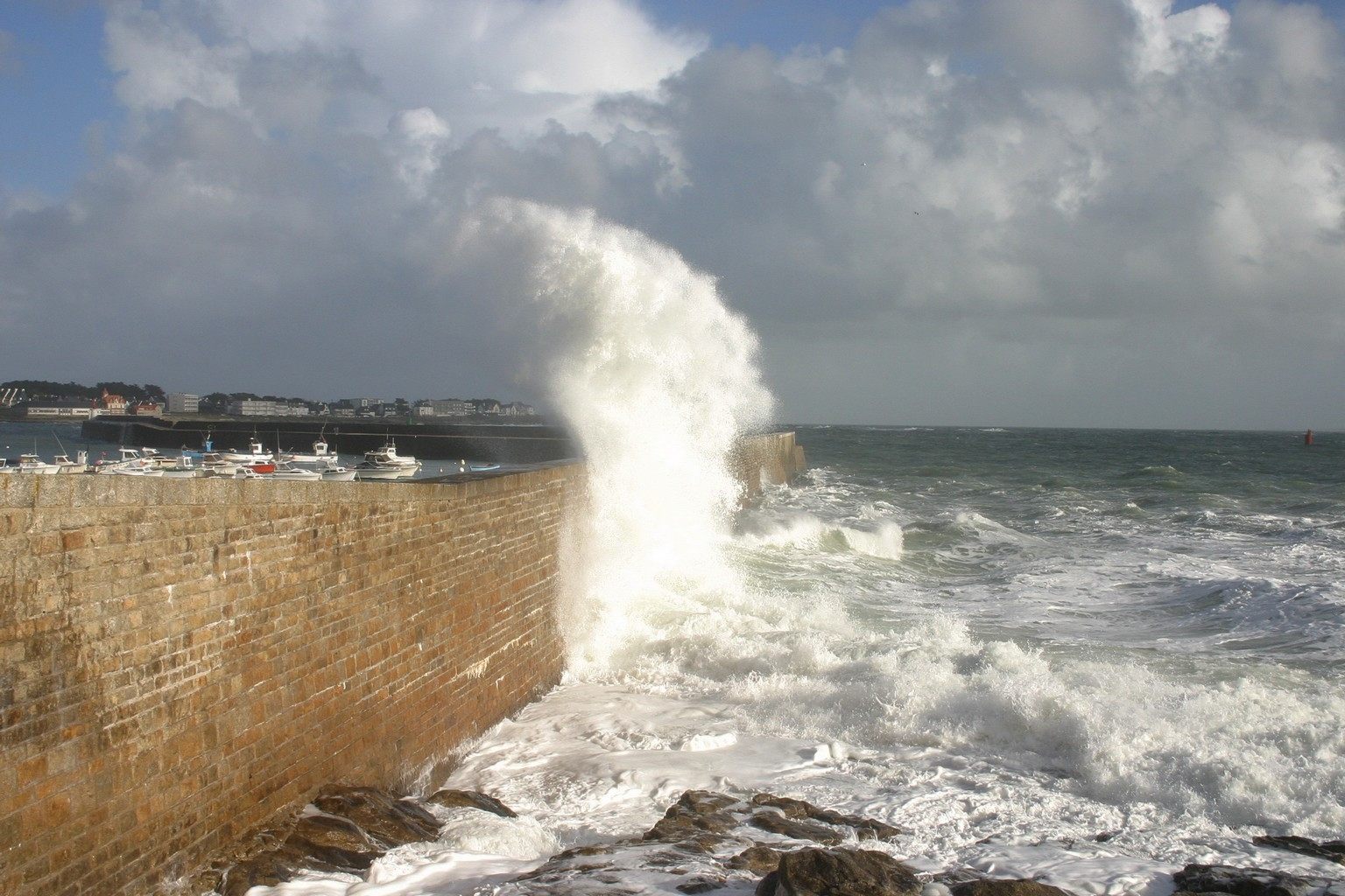 Шторм в Кибероне, Франция. Фото 1 – фотографии Франции