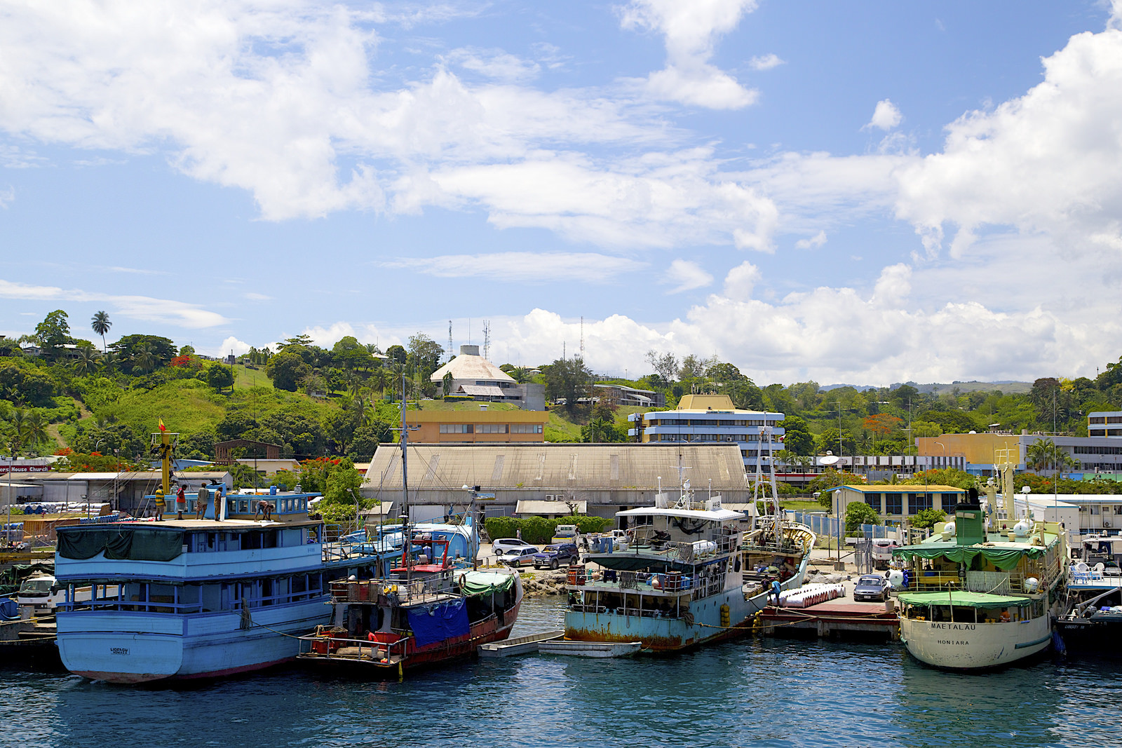 Порт в городе Хониара (Honiara) – фотографии Соломоновых Островов