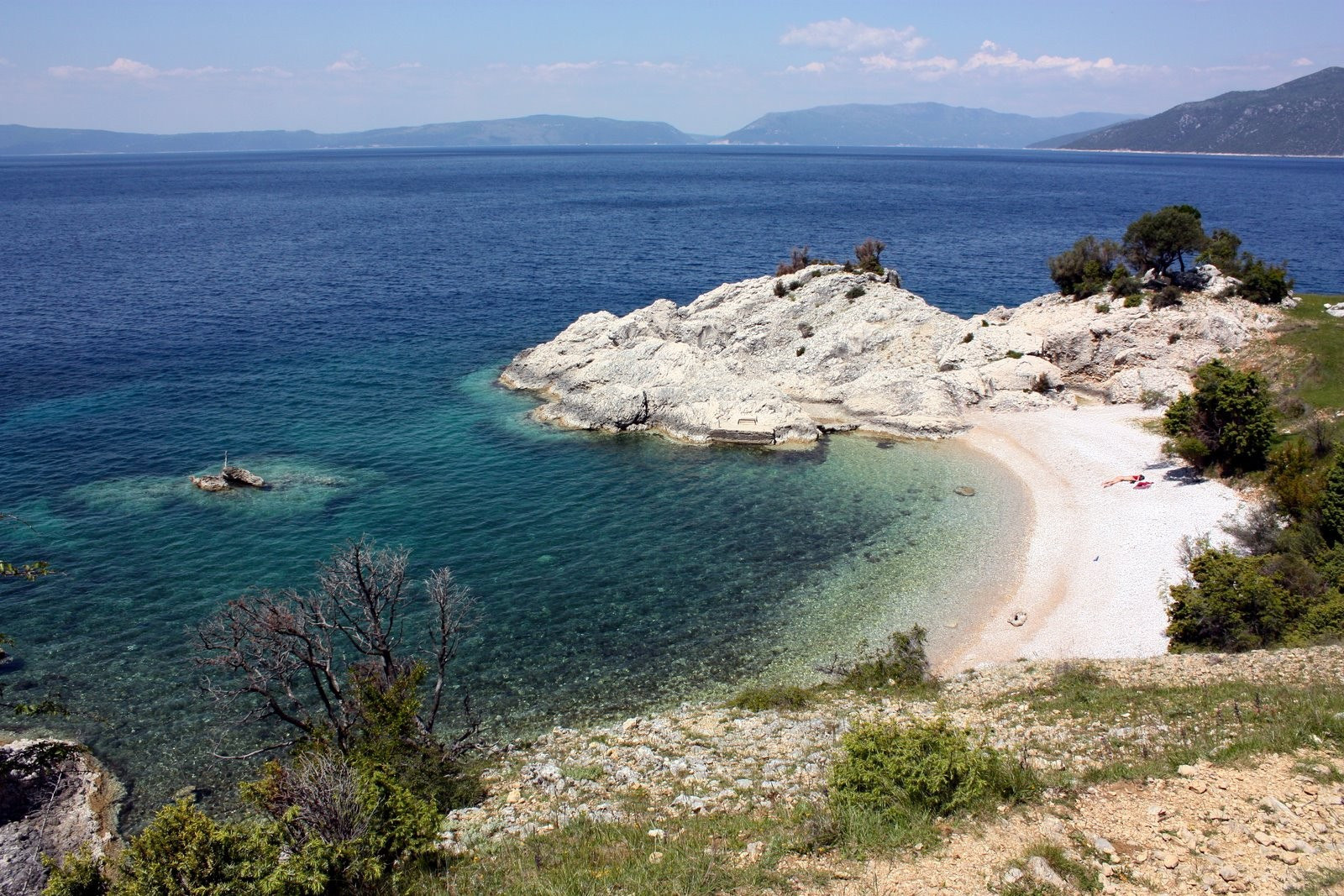 Пляж на острове Црес, Хорватия – фотографии Хорватии