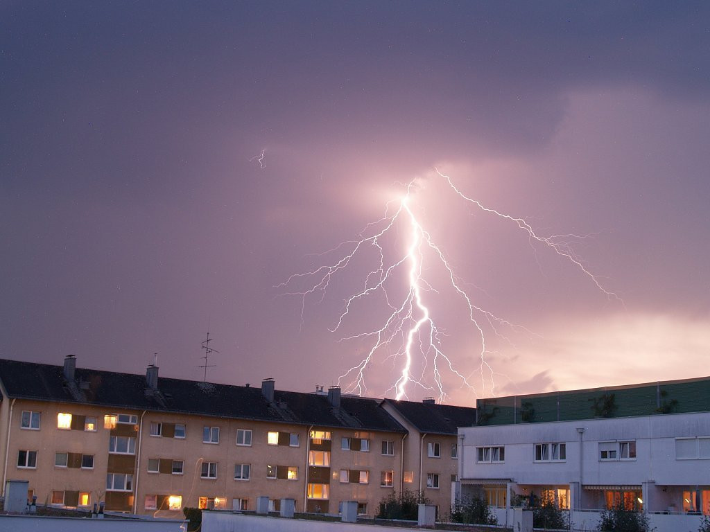 Молния на Вельсом. Австрия – фотографии Австрии