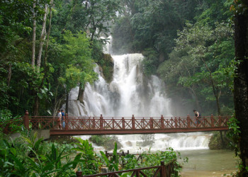 Мост через Водопад Куанг Си. Лаос  – фотографии Лаоса