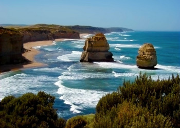 Под воздействием температур, влажности, ветра и волн из известняка вырос национал парк Порт Кэмпбелл – фотографии Австралии