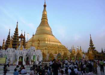 Пагода Шведагон в Янгоне, Мьянма – фотографии Мьянмы