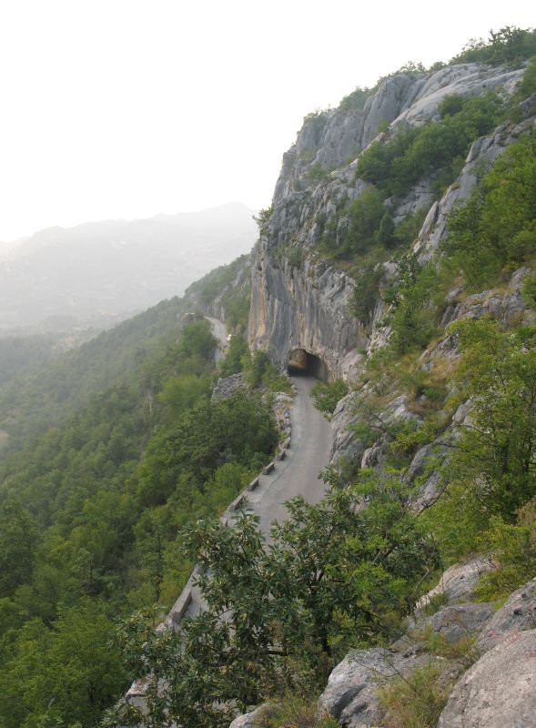 Горы в Даниловграде, Черногория. Фото 3 – фотографии Черногории