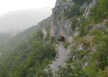 Горы в Даниловграде, Черногория. Фото 3 – фотографии Черногории