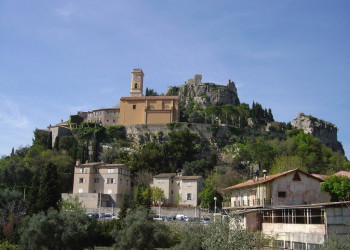 Дома в Эз, Франция. Фото 24 – фотографии Франции