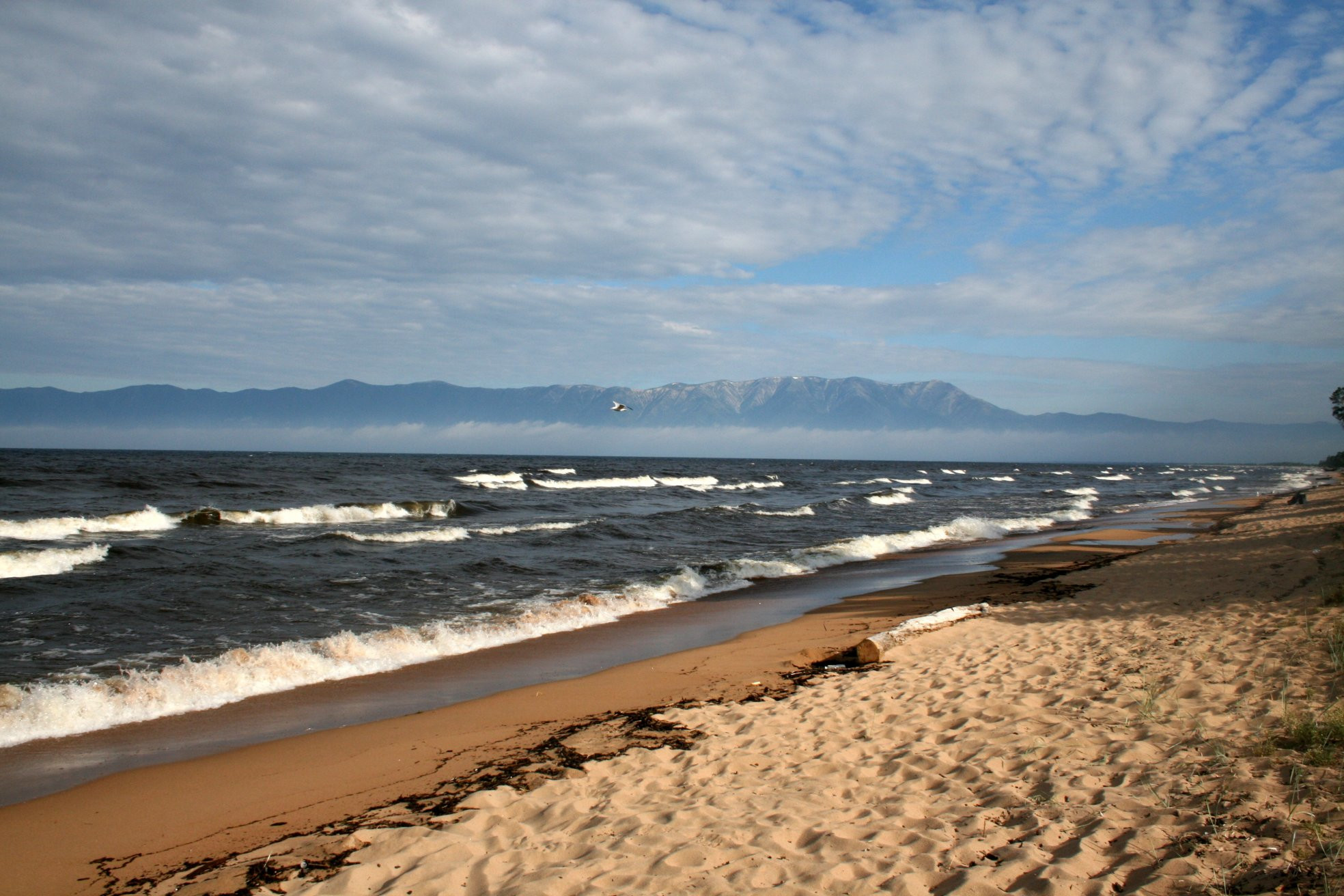Пляж на озере Байкал, Россия. Фото 6 – фотографии России