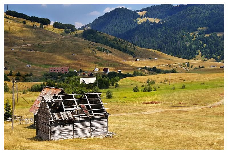 Деревня в Национальном парке, Черногория – фотографии Черногории