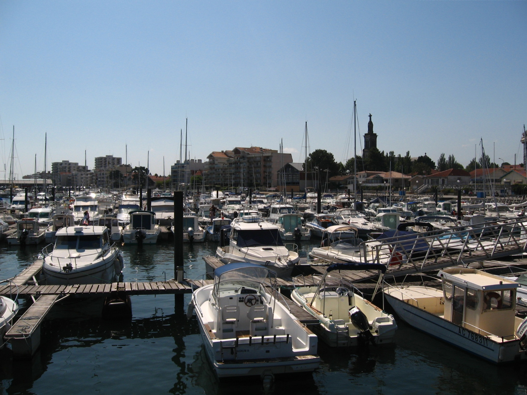 Порт в Аркашоне, Франция – фотографии Франции