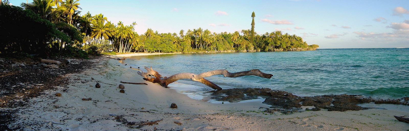 Пляжи острова Лифу, Новая Каледония – фотографии Новой Каледонии