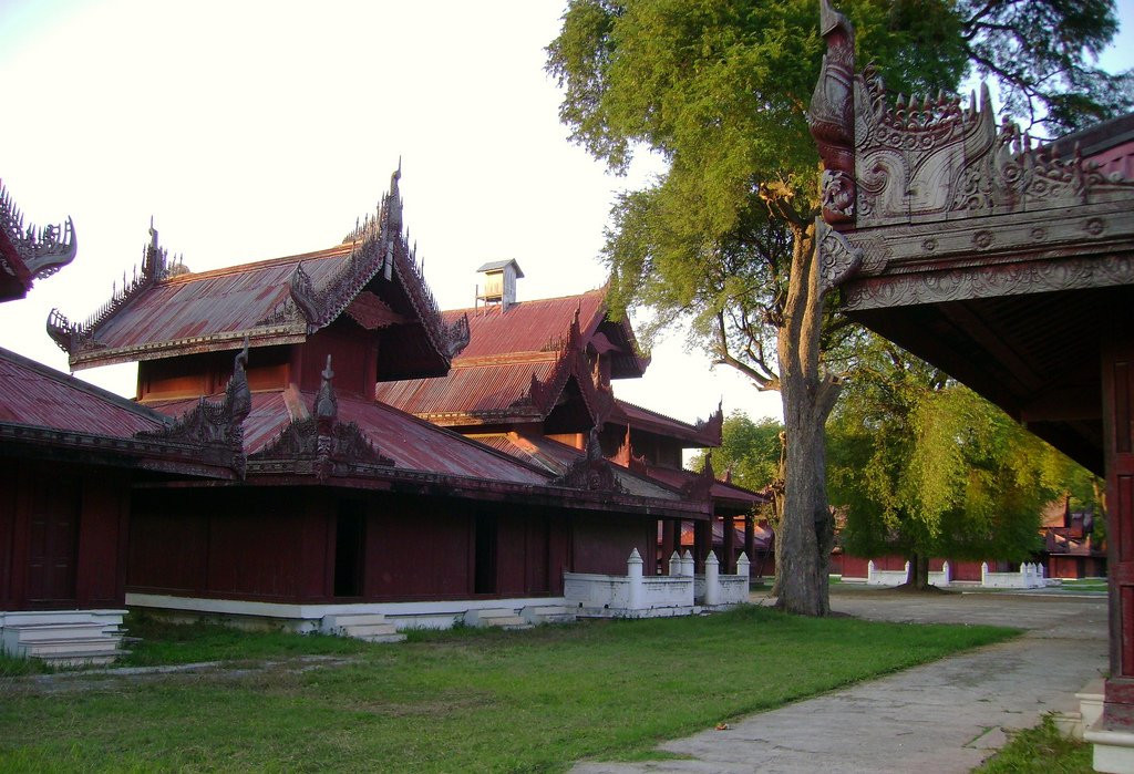 Дворец Мандалай (Mandalay Palace) – фотографии Мьянмы