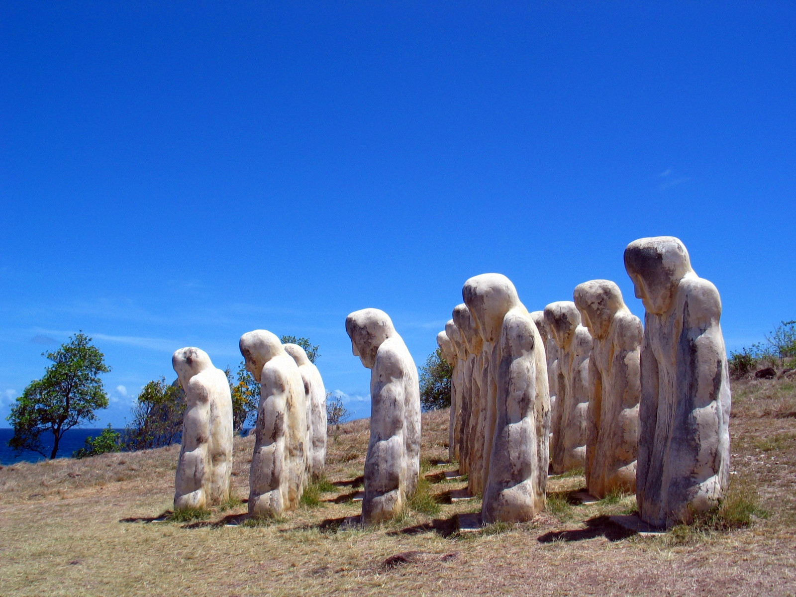 Мемориал рабам в Ле-Диамант – фотографии Мартиники