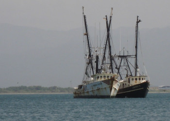 Корабли в Порт Рояле, Ямайка – фотографии Ямайки