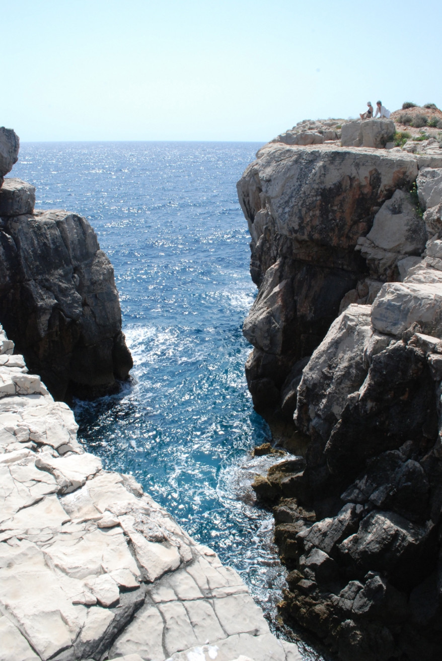 Скалы на острове Локрум, Хорватия. Фото 11 – фотографии Хорватии