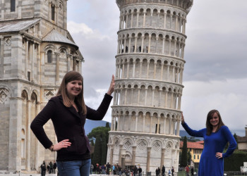 Туристы фоткаются у Пизанской Башни. Фото 4 – фотографии Италии