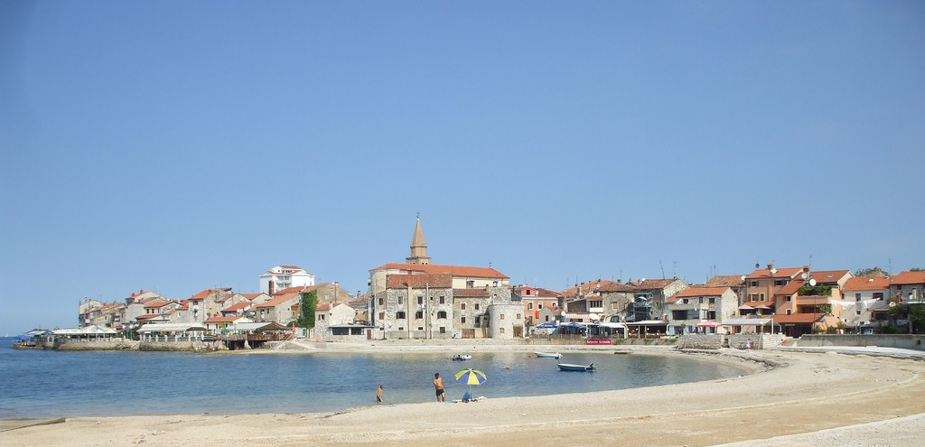 Пляж в Умаг, Хорватия. Фото 1 – фотографии Хорватии