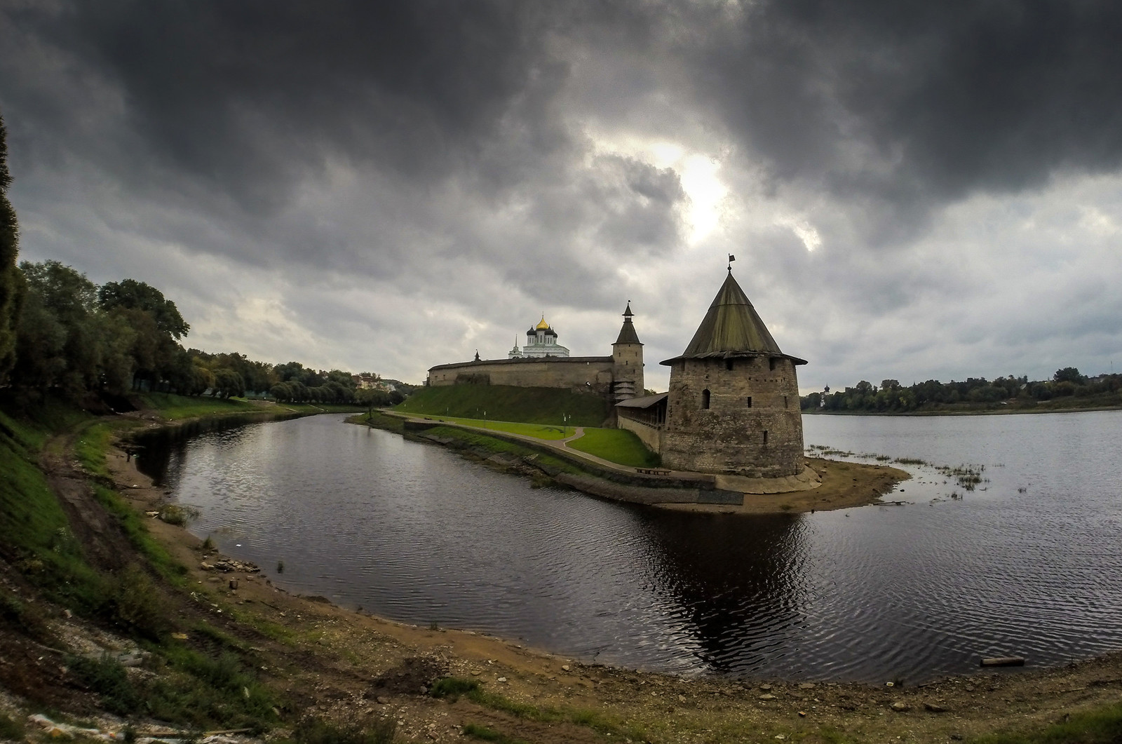 Псковский Кром, Псков (Pskov). Фото 5 – фотографии России