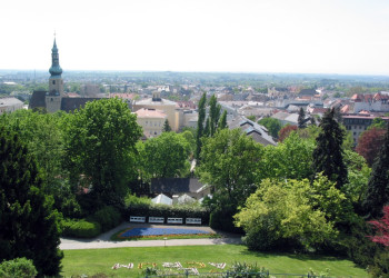 Сквер в городе Баден под Веной (Baden bei Wien), Австрия – фотографии Австрии
