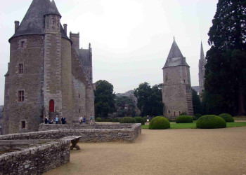 Достопримечательность в Жослене, Франция. Фото 1 – фотографии Франции