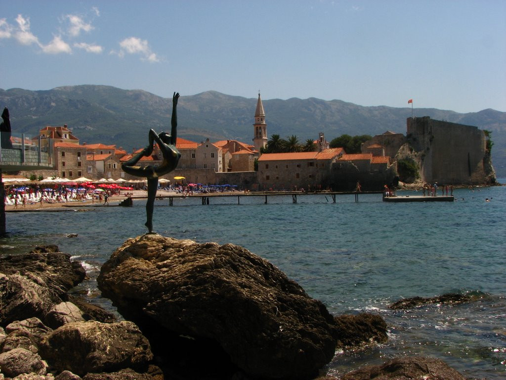 Скульптура в Будва, Черногория. Фото 4 – фотографии Черногории