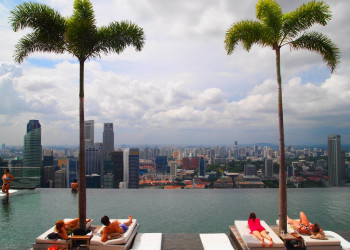 Бассейн в отеле Марина-Бэй-Сэндс – фотографии Сингапура