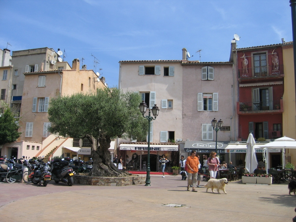 Дома в Сен-Тропе, Франция. Фото 9 – фотографии Франции