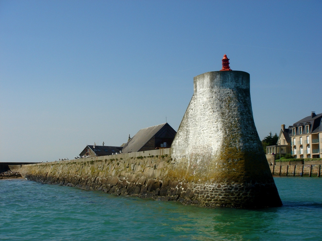 Маяк в Татью, Франция – фотографии Франции