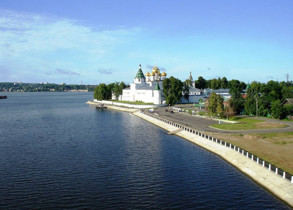 Свято-Троицкий Ипатьевский монастырь, Кострома – фотографии России