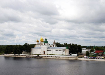 Свято-Троицкий мужской Ипатьевский монастырь – фотографии России