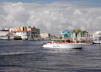 В порту Белиз-Сити – фотографии Белиза