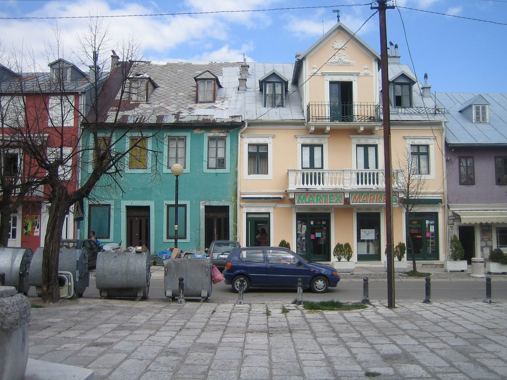 Дома в Цетине, Черногория. Фото 4 – фотографии Черногории