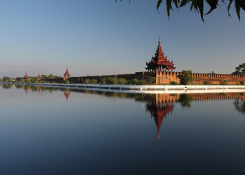 Стены дворца Мандалай – фотографии Мьянмы