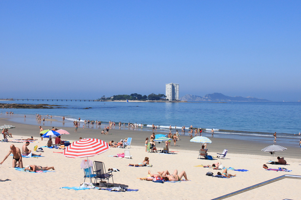 Пляж Самиль (Playa de Samil) в Виго – фотографии Испании