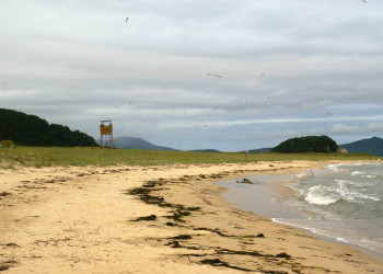 Пляж в Лазовском заповеднике, Россия – фотографии России
