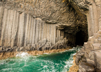 Фингалова пещера, остров Стаффа, Шотландия. Фото 1 – фотографии Великобритании