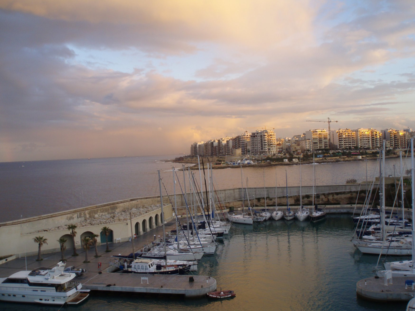 Сент-Джулианс, Мальта остров, Мальта, фото № 42854 – фотографии Мальты