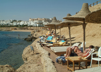 Пляж отеля Crowne Plaza – фотографии Египта