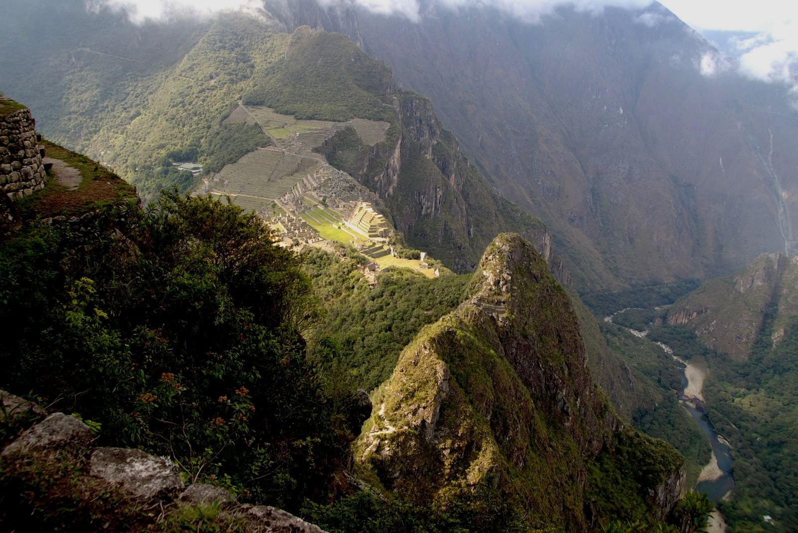 Горный массив в Мачу-Пикчу, Перу – фотографии Перу