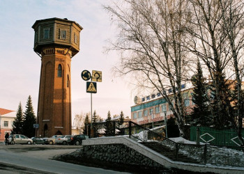 Пожарная башня в городе Белорецк в Башкортостане. Фото 1 – фотографии России